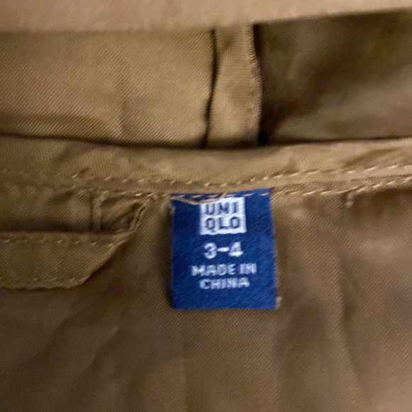 UNIQLO Kids Brown Puffer Jacket | Size 3-4T - Picture 3 of 3